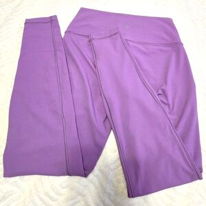 LULULEMON High-Waisted Leggings. Lilac. Size 8